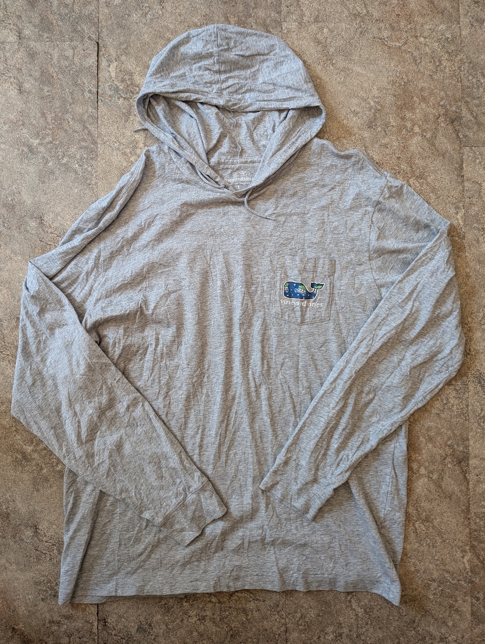 Vineyard Vines Men’s Gray Hooded Long-Sleeve Shirt with Whale Pocket Logo